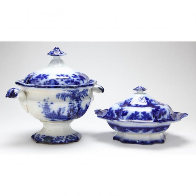 two-flow-blue-serving-pieces