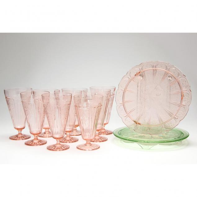 eleven-pieces-of-depression-glass