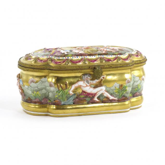 capodimonte-porcelain-box