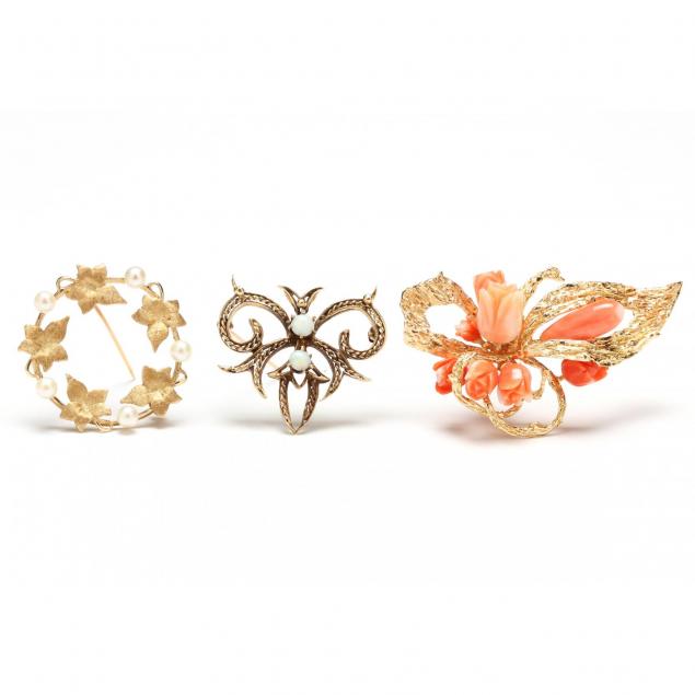 three-14kt-gold-vintage-brooches