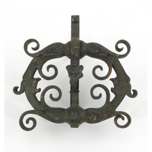 ornate-continental-doorknocker