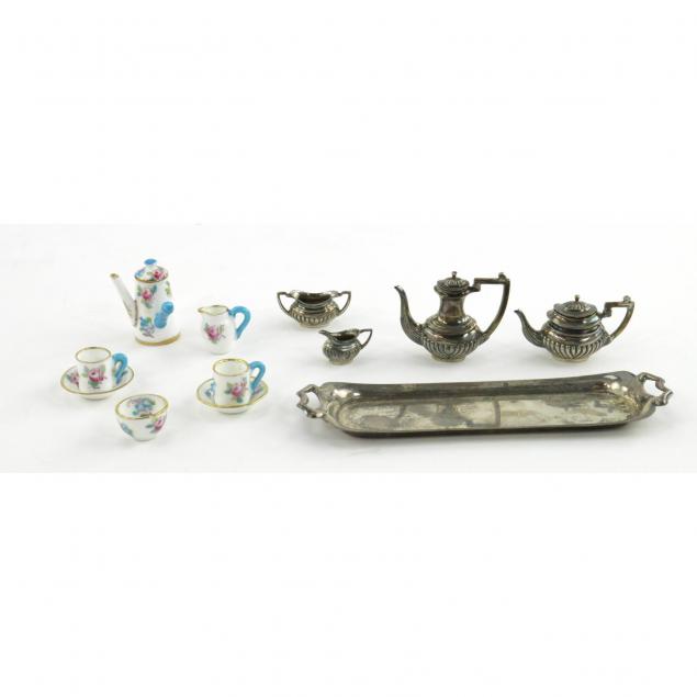two-miniature-serving-sets