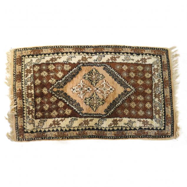 hand-tied-wool-area-rug