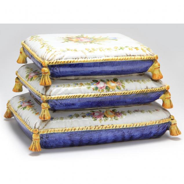 french-faience-pillow-tier-footstool