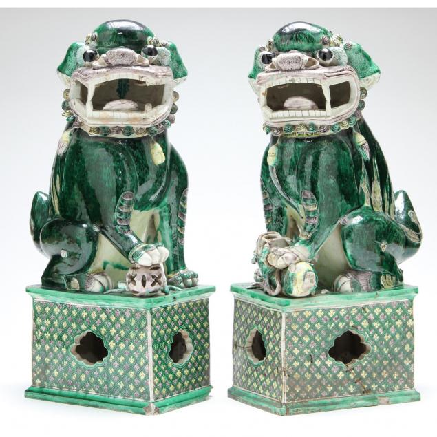 pair-of-famille-verte-porcelain-foo-dogs