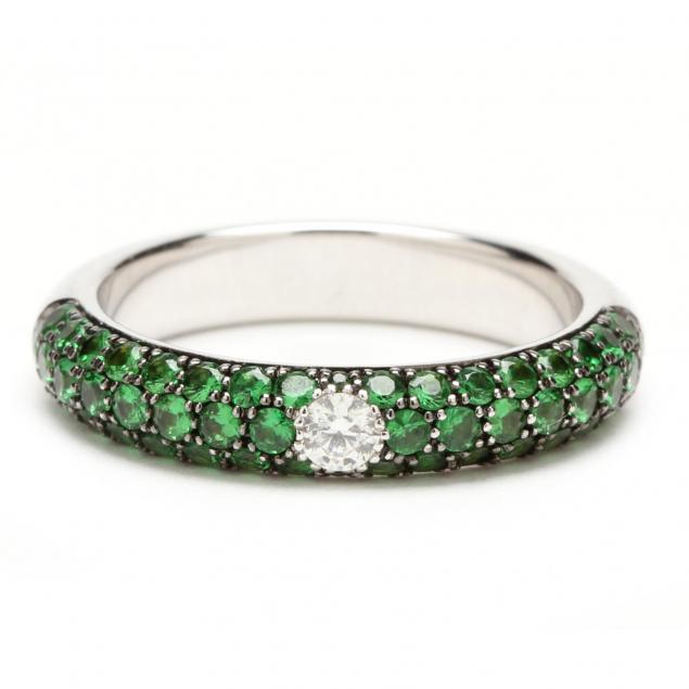 18kt-tsavorite-and-diamond-band-danhier