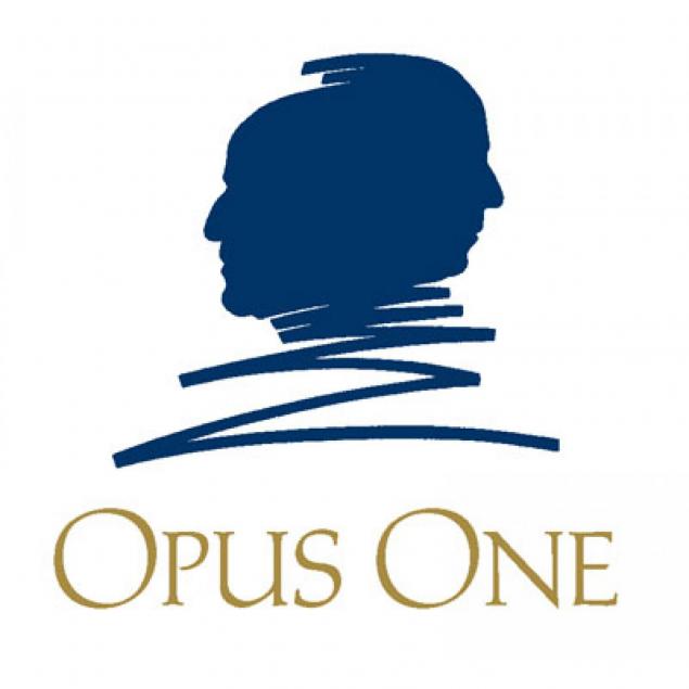 1990-1993-opus-one-vertical