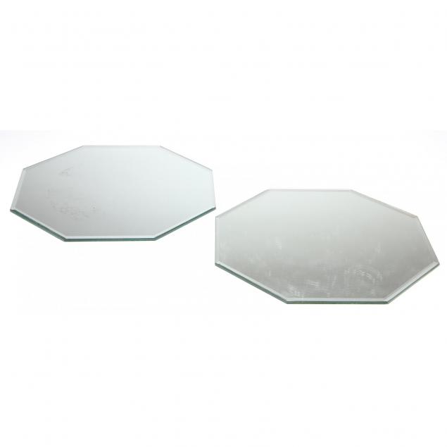 pair-of-mirrored-table-plateau