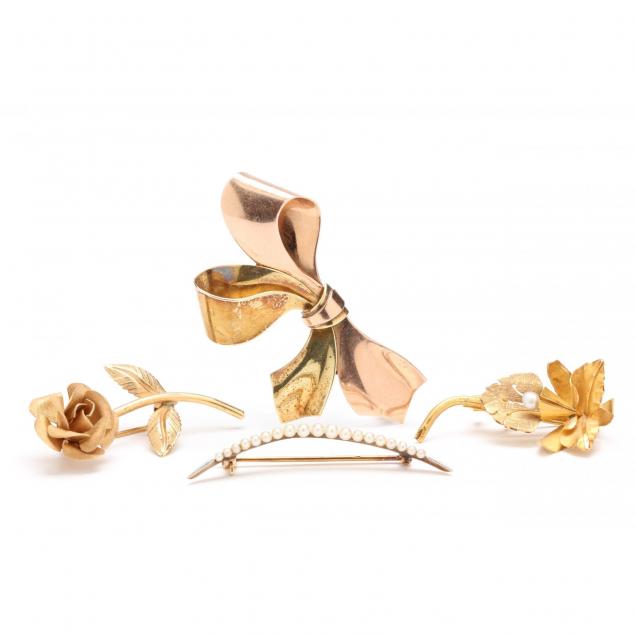 three-vintage-gold-brooches