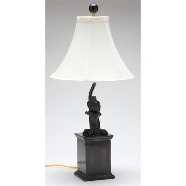 parrot-figural-table-lamp