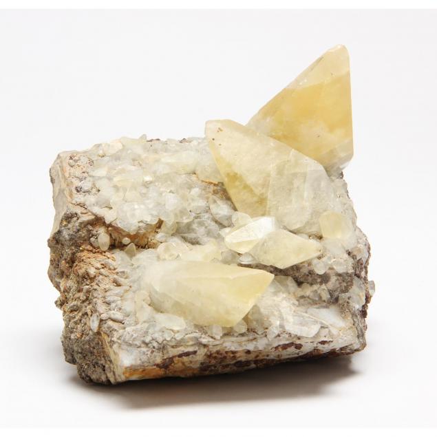 large-yellow-calcite-crystals