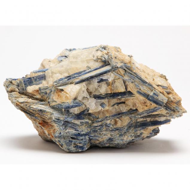 kyanite-crystals-in-sizeable-piece-of-quartz