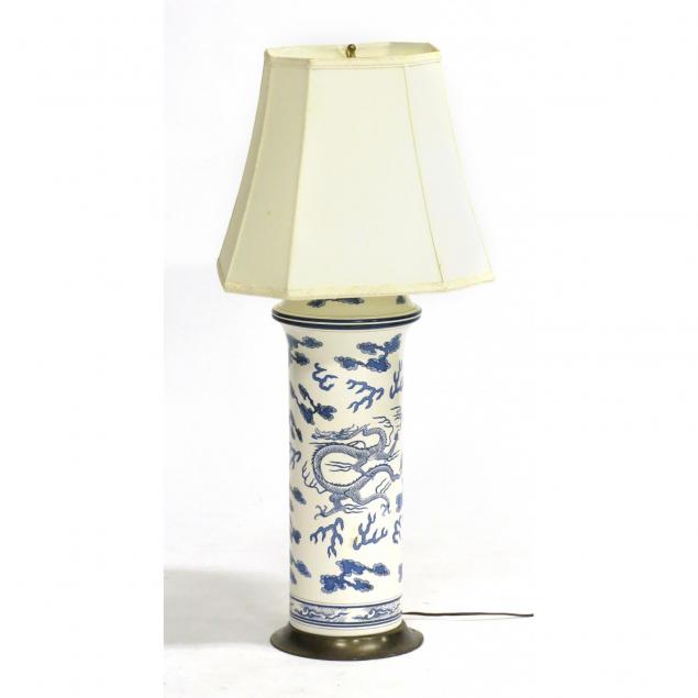 decorative-asian-style-porcelain-table-lamp