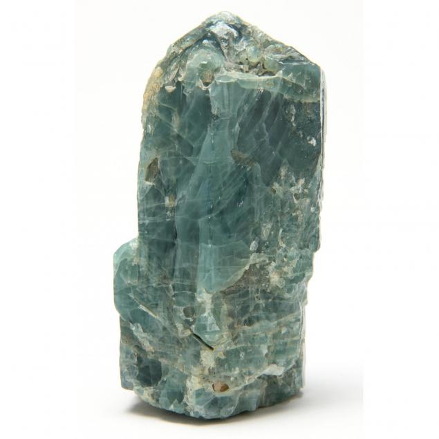 blue-apatite-crystal