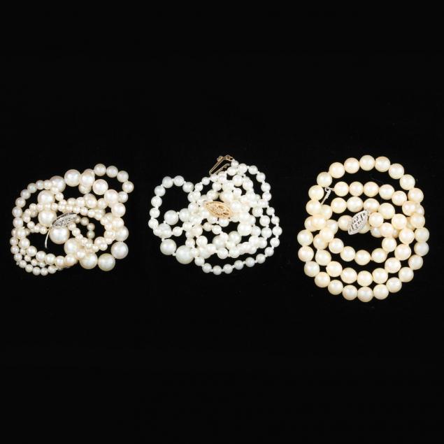 three-pearl-necklaces