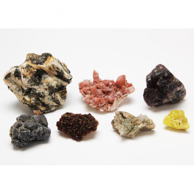 diverse-grouping-of-seven-minerals