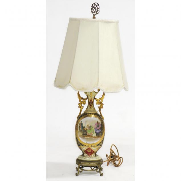 continental-porcelain-table-lamp