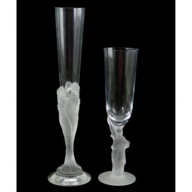 two-figural-champagne-stems