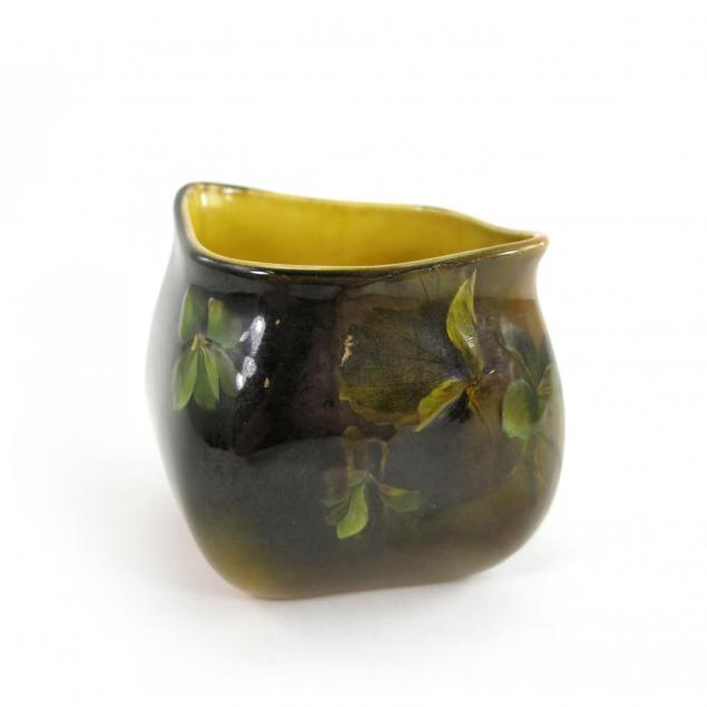 elizabeth-lincoln-rookwood-pottery-clover-vase
