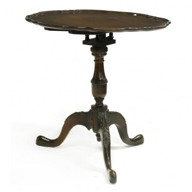 chippendale-style-tilt-top-table