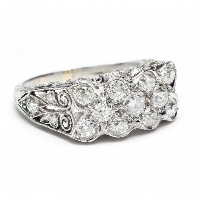 antique-platinum-diamond-ring