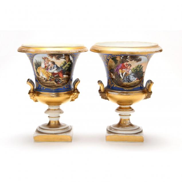 pair-of-paris-porcelain-mantle-urns