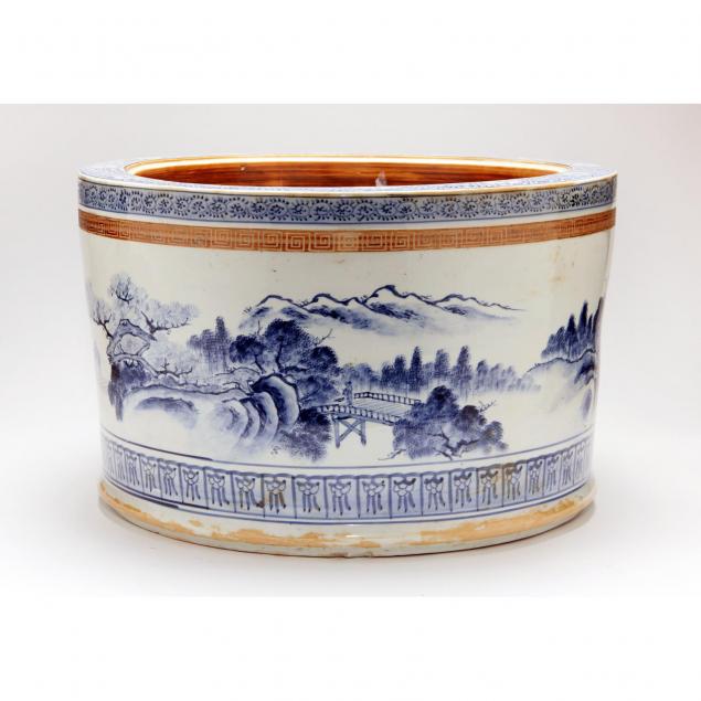 chinese-blue-and-white-decorated-jardiniere