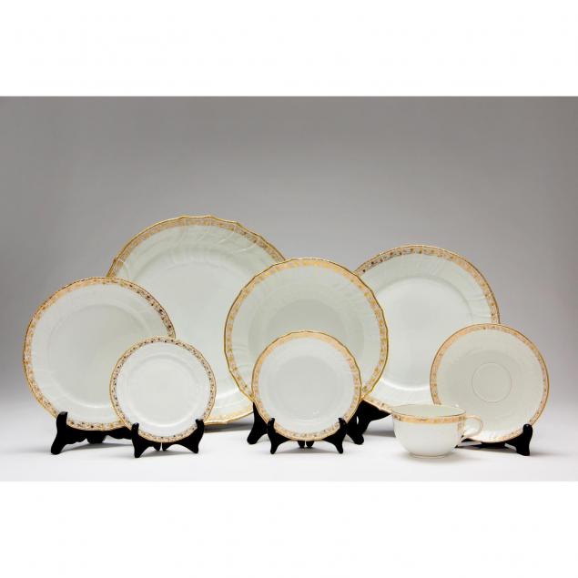 kpm-porcelain-dinner-set