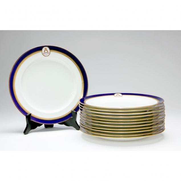 set-of-12-armorial-dinner-plates-by-mintons