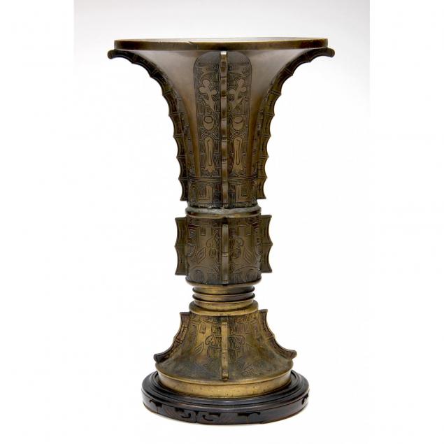 chinese-decorated-bronze-gu-vase