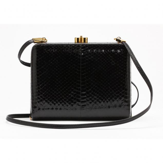 black-snakeskin-handbag-gucci