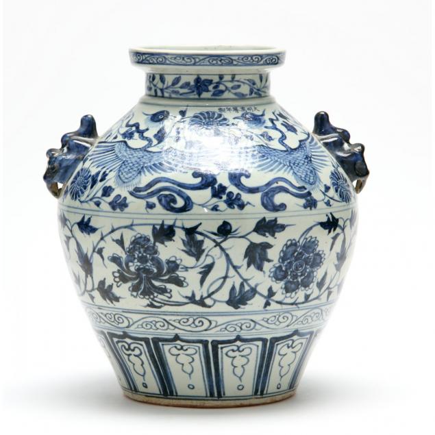 yuan-dynasty-style-blue-white-phoenix-jar