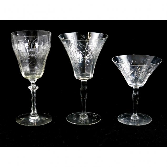 thirteen-pieces-of-engraved-glass-stemware