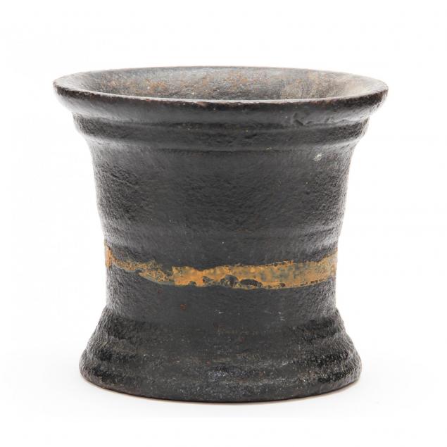 antique-cast-iron-mortar