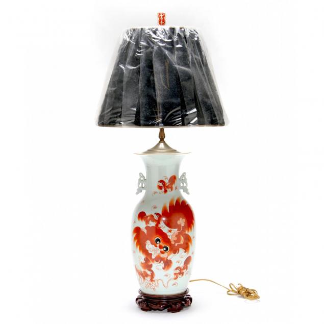 chinese-porcelain-table-lamp