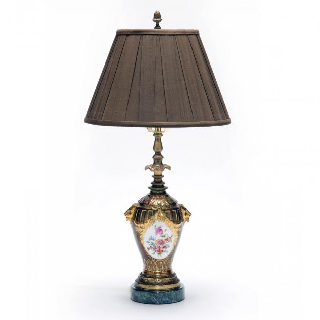 continental-porcelain-lamp