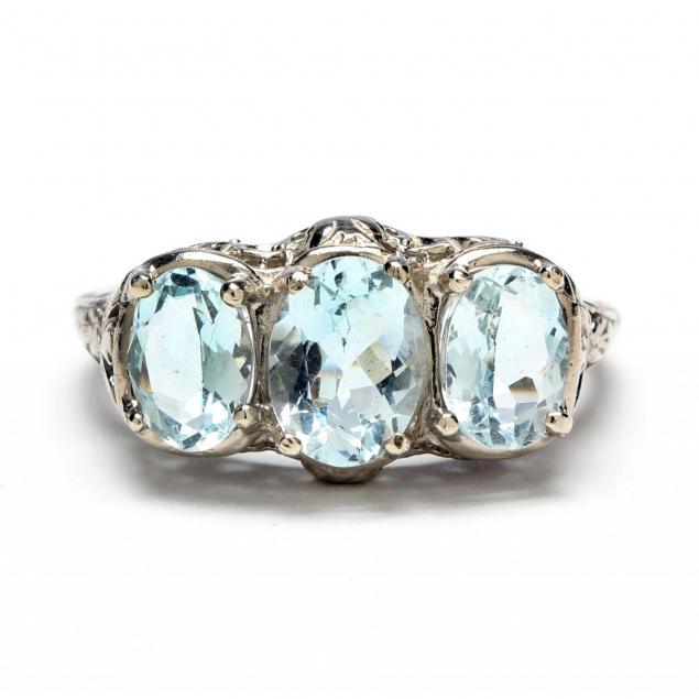antique-14kt-three-stone-aquamarine-ring