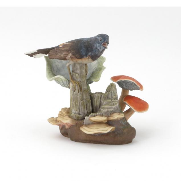 boehm-porcelain-towhee-figure