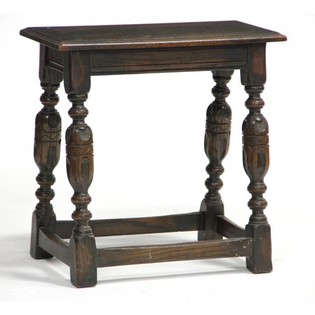 william-and-mary-style-side-table