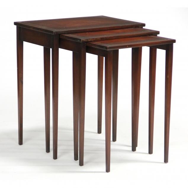 set-of-three-nesting-tables