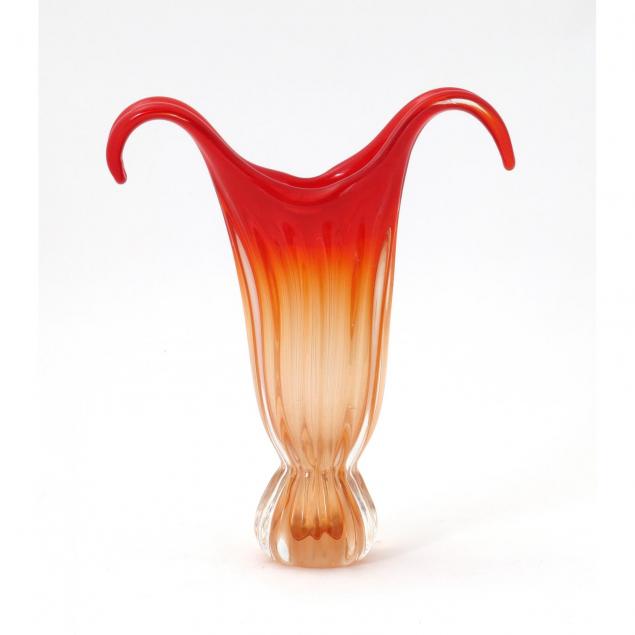 mid-century-amberina-glass-vase
