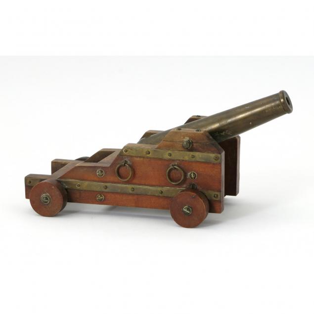 vintage-model-cannon