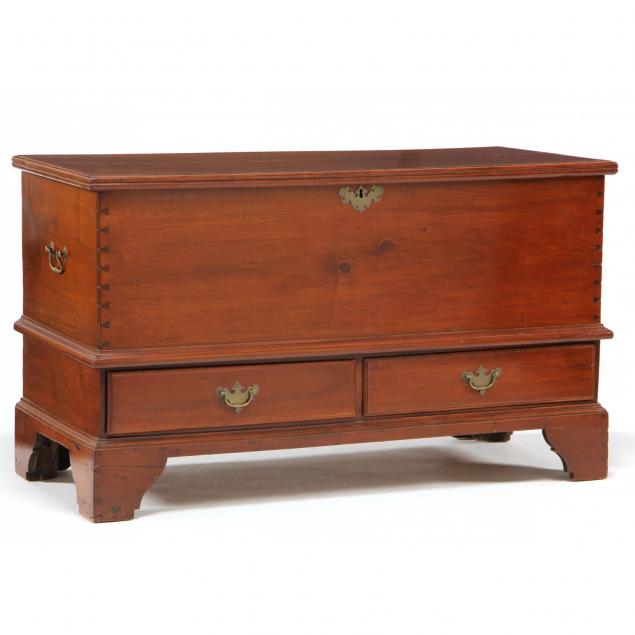 pennsylvania-chippendale-blanket-chest