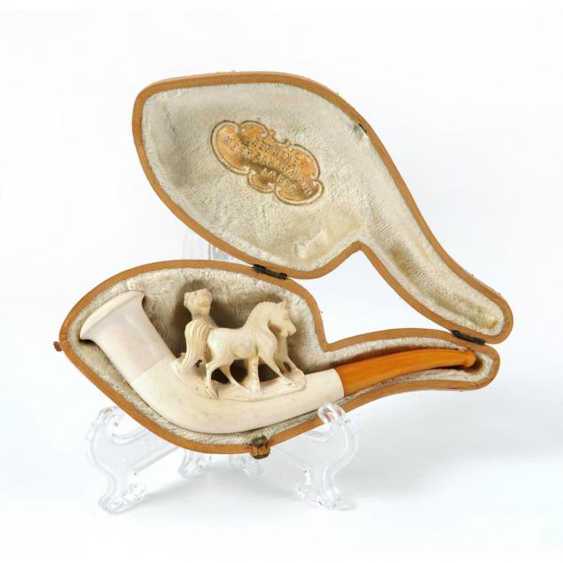 carved-meerschaum-pipe