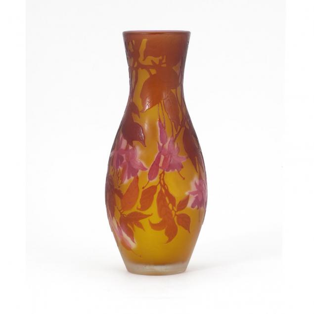 fuchsia-cameo-glass-vase