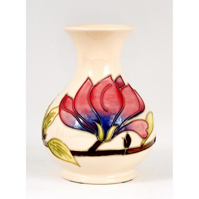 moorcroft-magnolia-low-vase