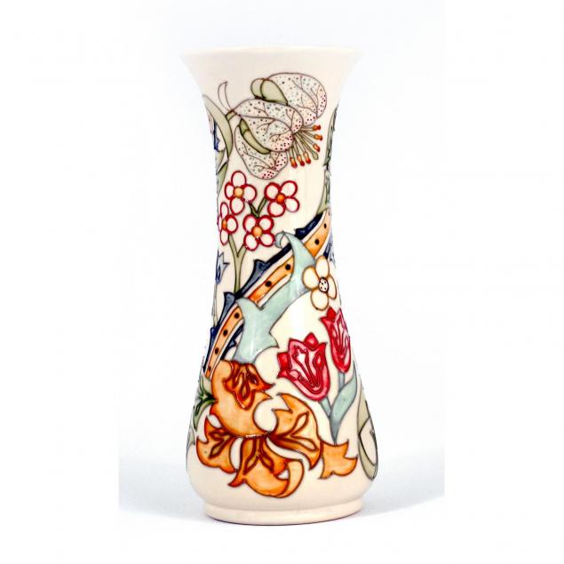 moorcroft-golden-lily-tall-vase-on-ivory