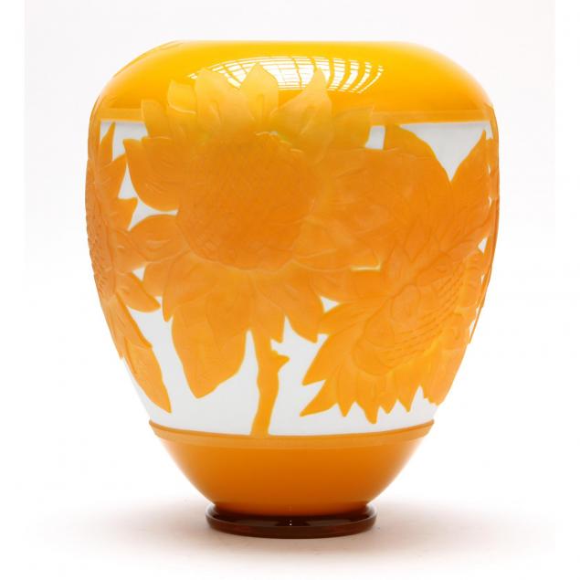 valerie-surjan-sunflower-cameo-glass-vase