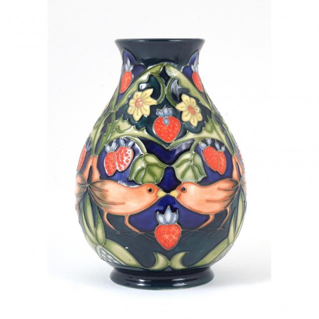 moorcroft-strawberry-thief-ovoid-vase