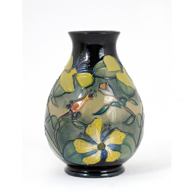 moorcroft-hypericum-ovoid-vase